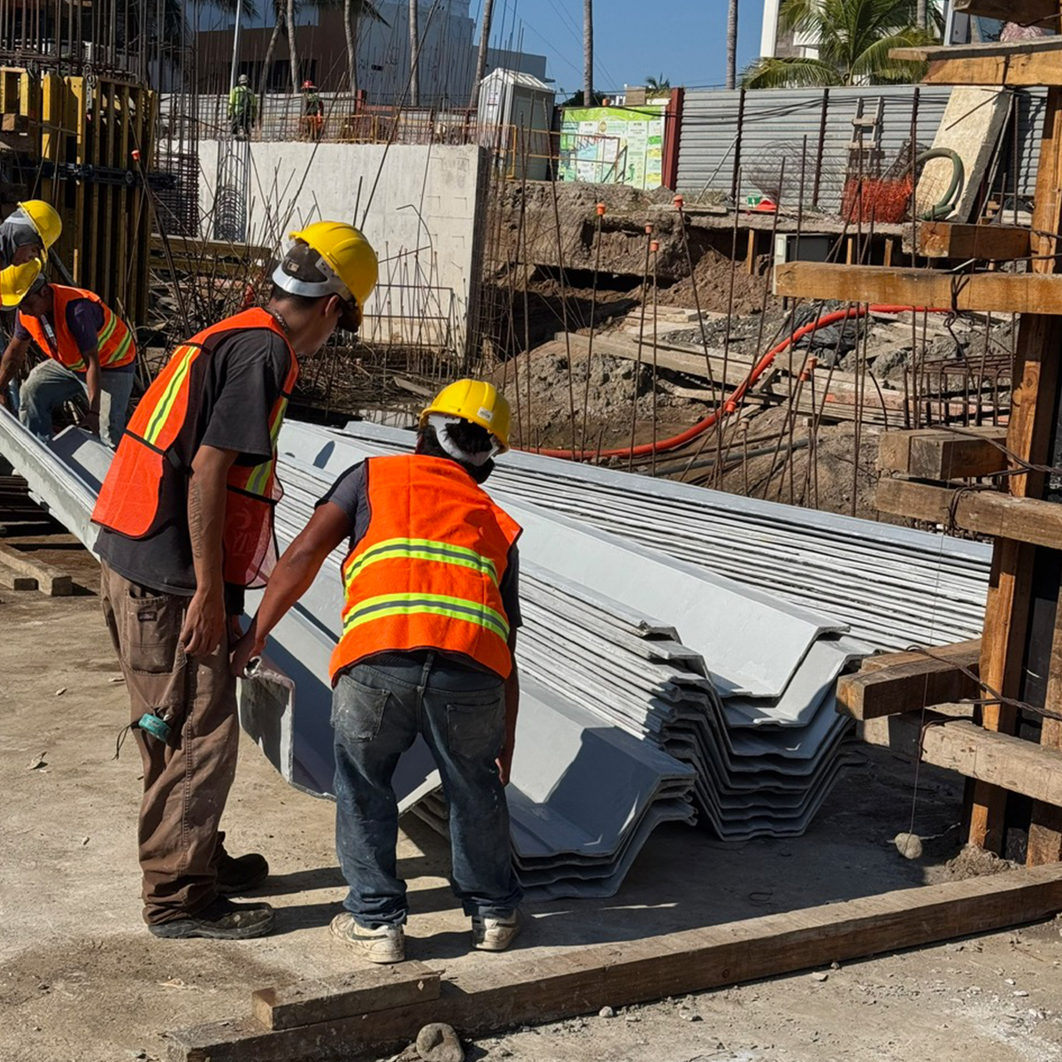 Tablaestacas en Fibra de Vidrio